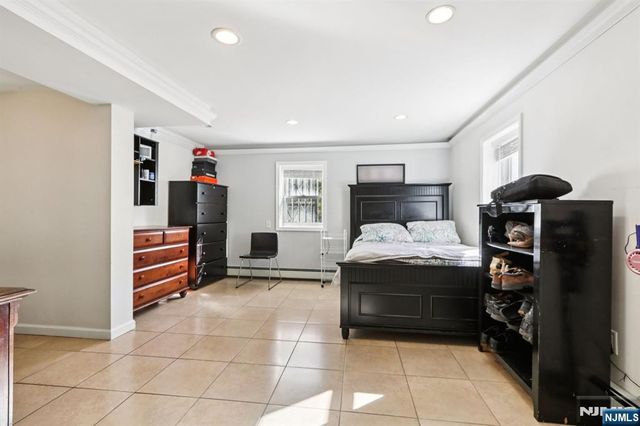 456 Morse Avenue, Ridgefield, NJ 07657