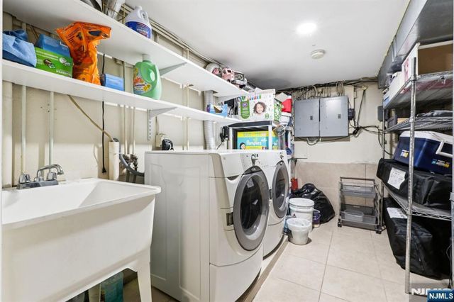 456 Morse Avenue, Ridgefield, NJ 07657