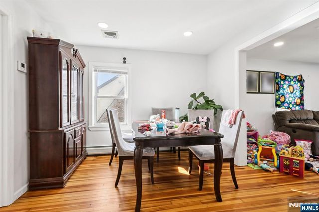 456 Morse Avenue, Ridgefield, NJ 07657