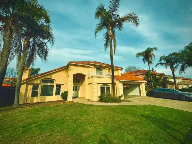 1778 E Niles Avenue, Fresno, CA 93720