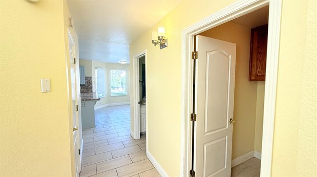 1778 E Niles Avenue, Fresno, CA 93720