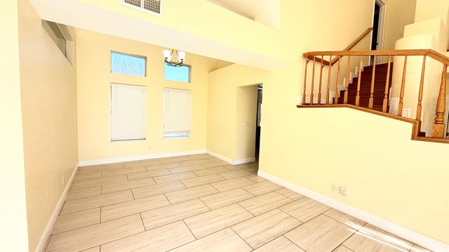 1778 E Niles Avenue, Fresno, CA 93720