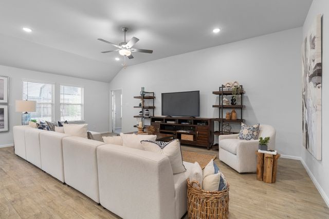 3708 Bluestem Boulevard, Denton, TX 76226