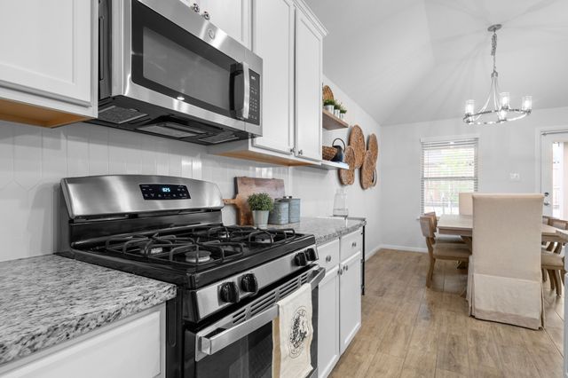 3708 Bluestem Boulevard, Denton, TX 76226