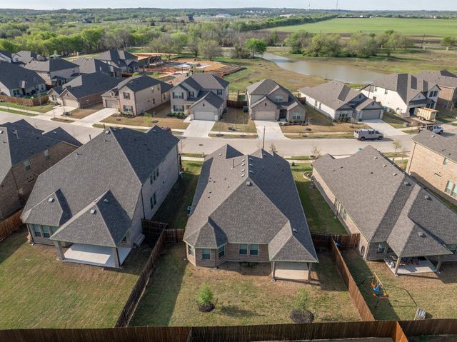 3708 Bluestem Boulevard, Denton, TX 76226