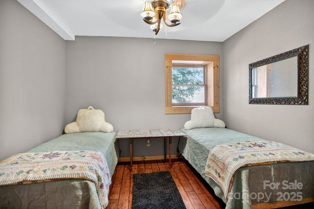 343 Chestnut Village, Mars Hill, NC 28754