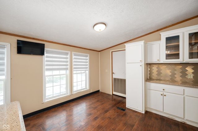 1294 N Hillsboro Road, New Castle, IN 47362