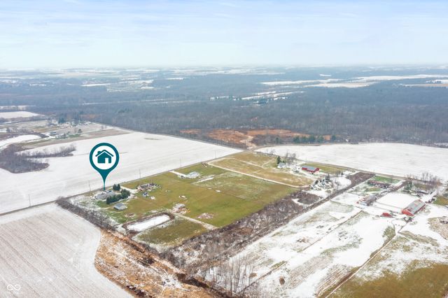 1294 N Hillsboro Road, New Castle, IN 47362