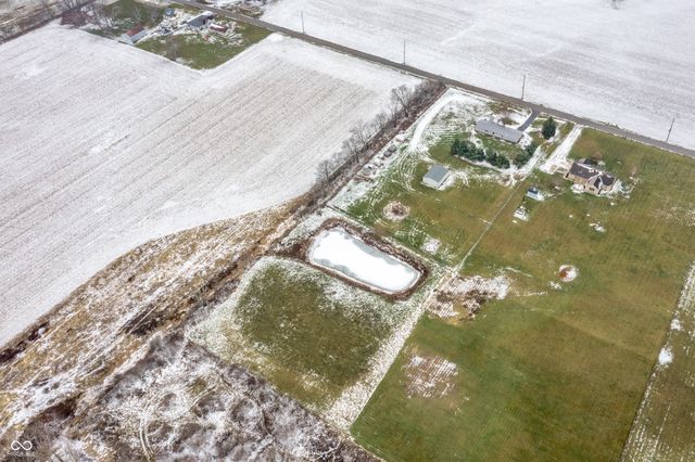 1294 N Hillsboro Road, New Castle, IN 47362