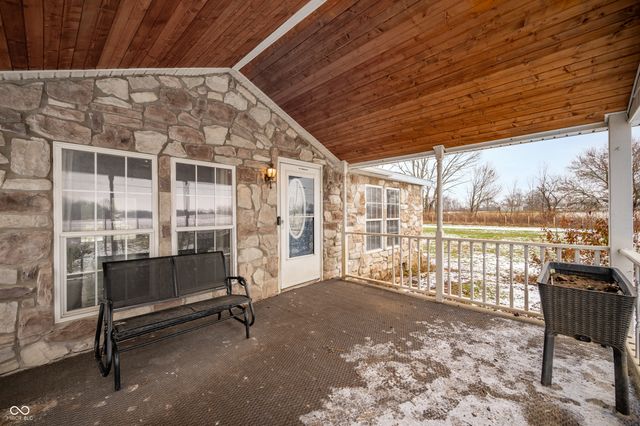 1294 N Hillsboro Road, New Castle, IN 47362