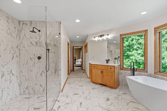720 Timber Lane, Shoreview, MN 55126