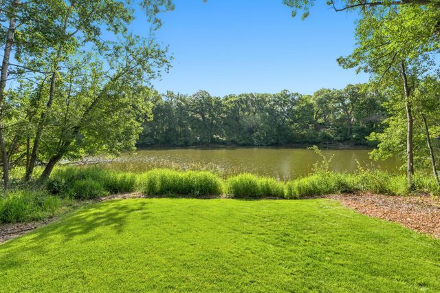 720 Timber Lane, Shoreview, MN 55126