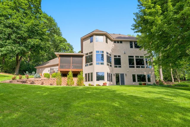 720 Timber Lane, Shoreview, MN 55126