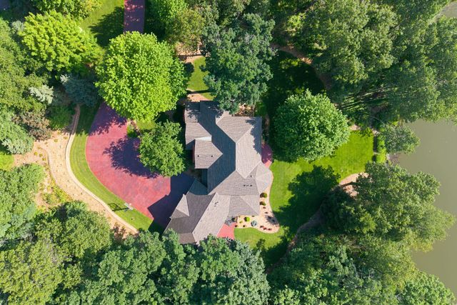 720 Timber Lane, Shoreview, MN 55126