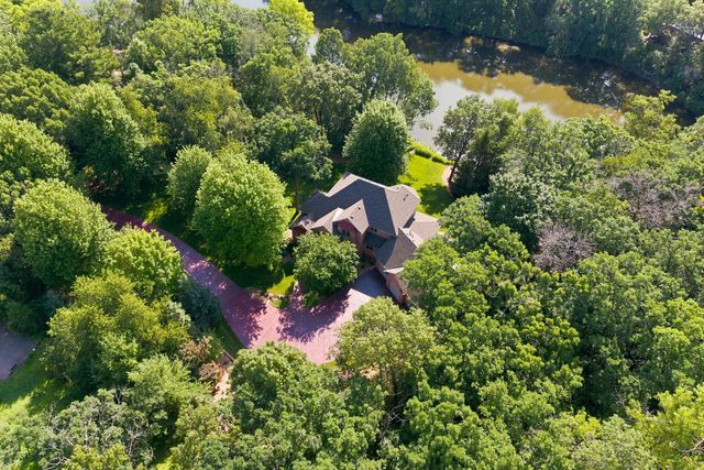 720 Timber Lane, Shoreview, MN 55126