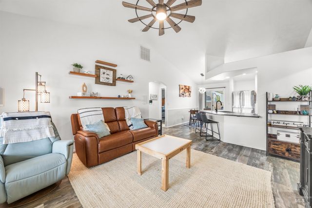 343 E Joshua Tree, Meridian, ID 83646