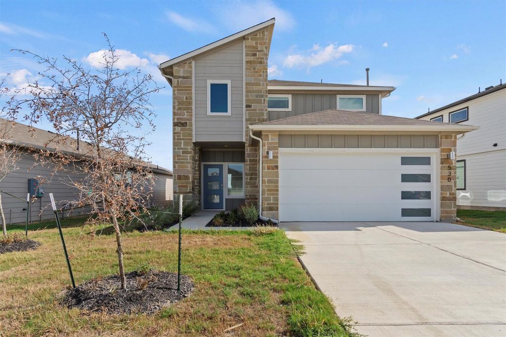 530 Wilshire RD, San Marcos, TX 78666