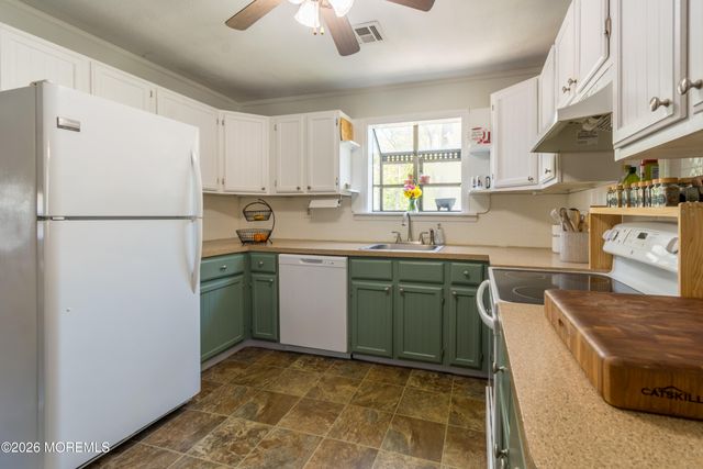 510 Ernestine Place, Brick, NJ 08724