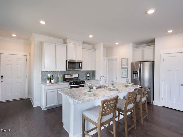 812 Strm Vw Court, Mebane, NC 27302