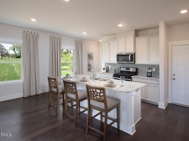 812 Strm Vw Court, Mebane, NC 27302