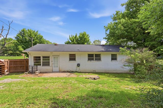 183 Gordon St, Pulaski, TN 38478
