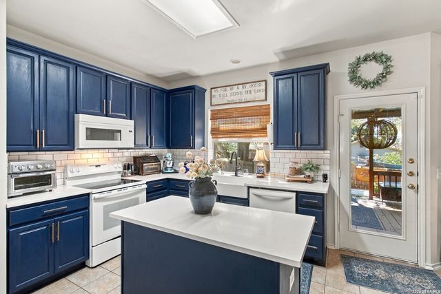 7938 Sierra Seco, San Antonio, TX 78240