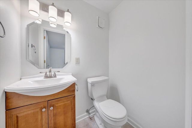 5030 Jonathan LN, Roanoke, VA 24019