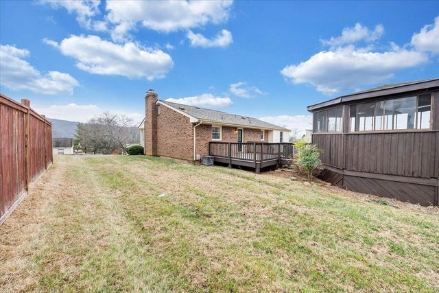 5030 Jonathan LN, Roanoke, VA 24019