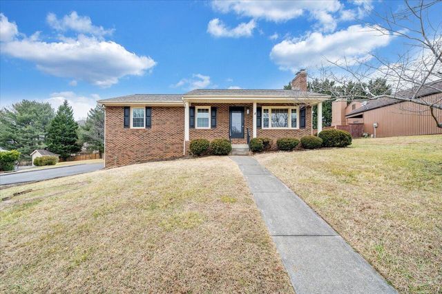 5030 Jonathan LN, Roanoke, VA 24019