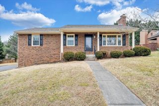 5030 Jonathan LN, Roanoke, VA 24019