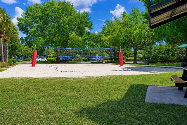 17446 QUEENSLAND STREET, Land O Lakes, FL 34638