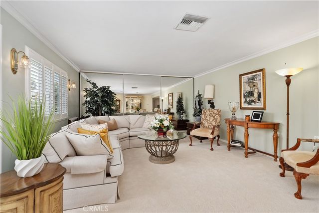 5515 Paseo Del Lago W 1D, Laguna Woods, CA 92637