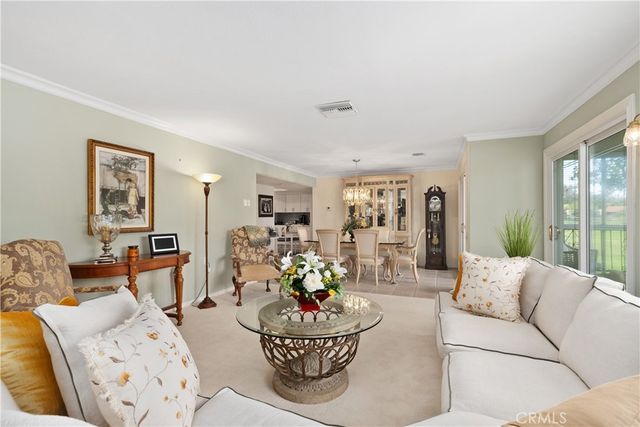 5515 Paseo Del Lago W 1D, Laguna Woods, CA 92637