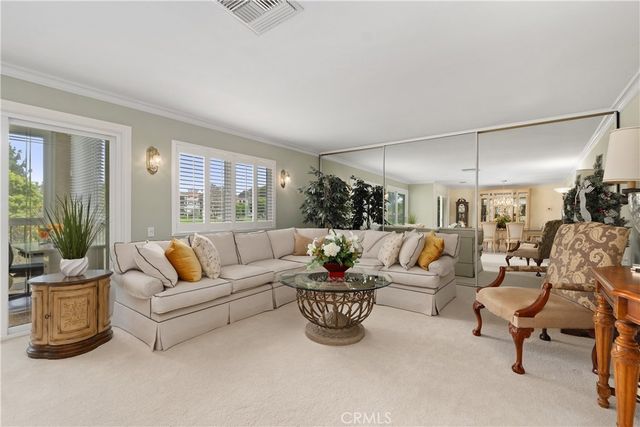 5515 Paseo Del Lago W 1D, Laguna Woods, CA 92637