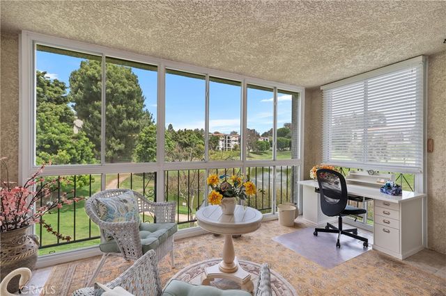5515 Paseo Del Lago W 1D, Laguna Woods, CA 92637