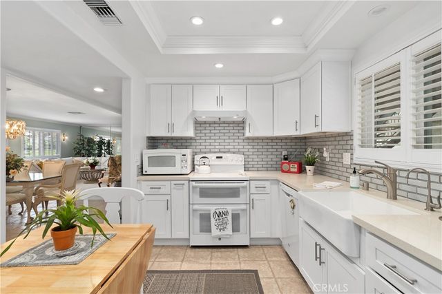 5515 Paseo Del Lago W 1D, Laguna Woods, CA 92637