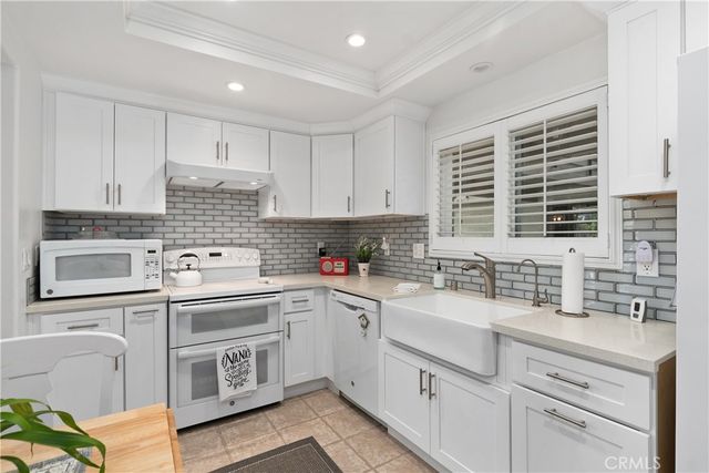 5515 Paseo Del Lago W 1D, Laguna Woods, CA 92637