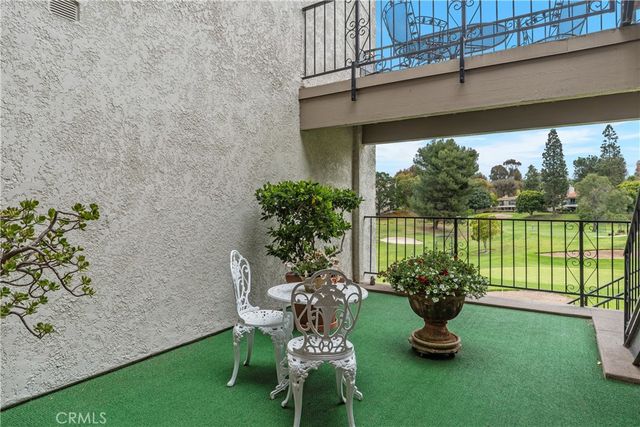 5515 Paseo Del Lago W 1D, Laguna Woods, CA 92637