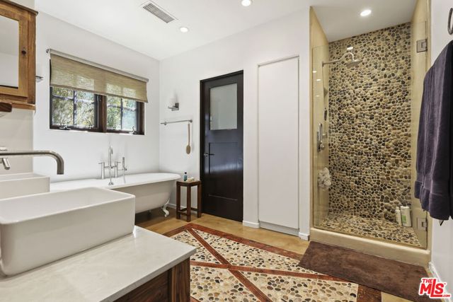 423 22nd Street, Santa Monica, CA 90402