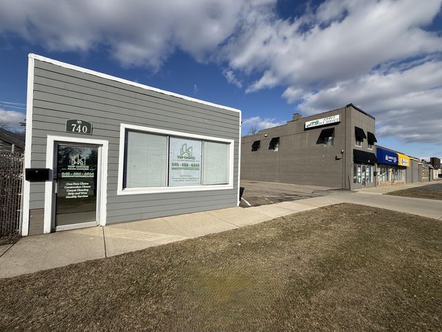 728 W 11 Mile Road, Madison Heights, MI 48071