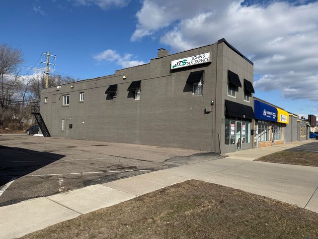 728 W 11 Mile Road, Madison Heights, MI 48071