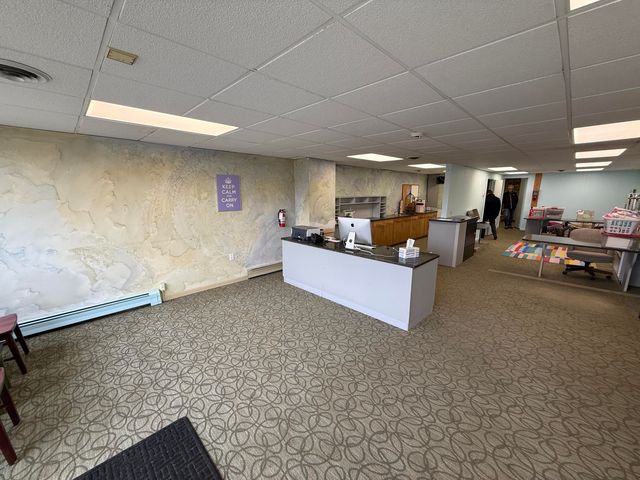 728 W 11 Mile Road, Madison Heights, MI 48071