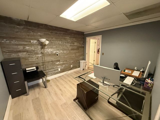 728 W 11 Mile Road, Madison Heights, MI 48071