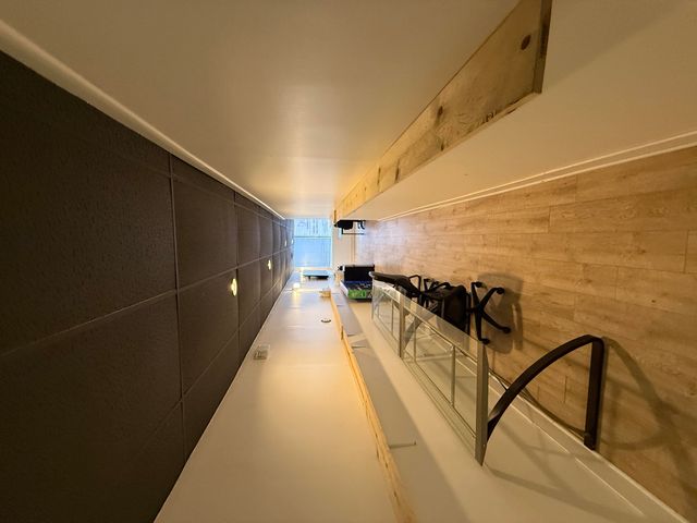 728 W 11 Mile Road, Madison Heights, MI 48071