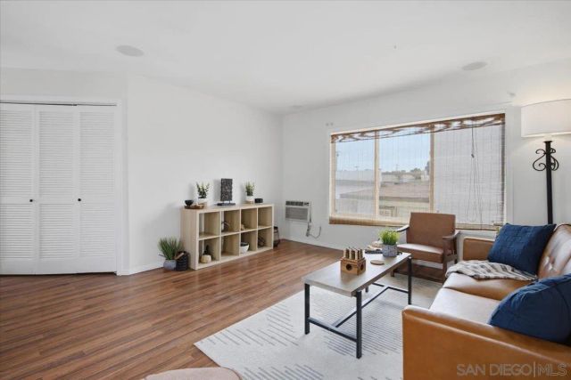 6735 Amherst 5, San Diego, CA 92115