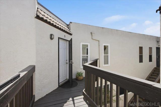 6735 Amherst 5, San Diego, CA 92115