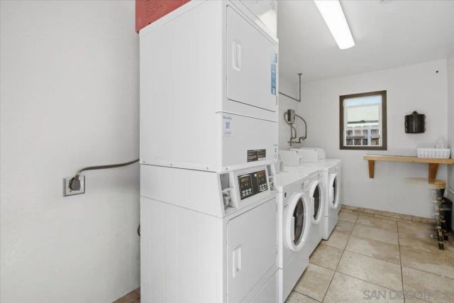 6735 Amherst 5, San Diego, CA 92115