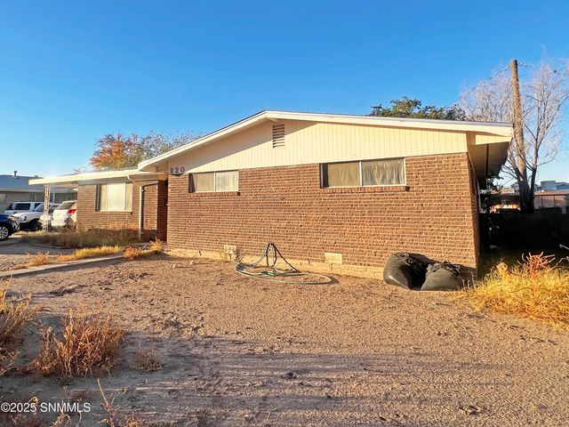 220 W Chestnut Avenue, Las Cruces, NM 88005