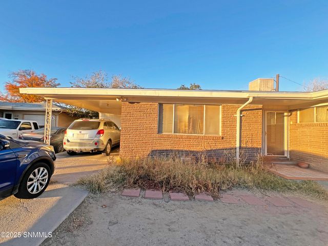 220 W Chestnut Avenue, Las Cruces, NM 88005