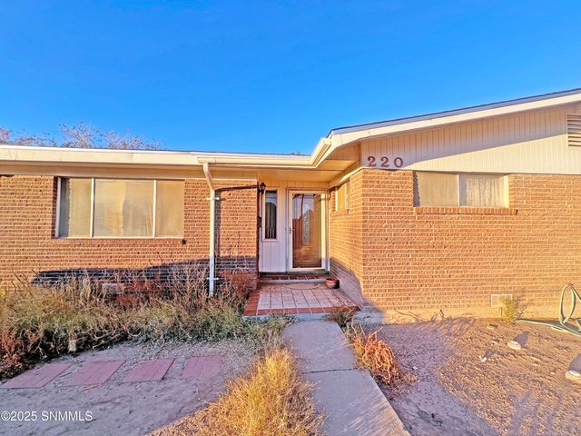 220 W Chestnut Avenue, Las Cruces, NM 88005
